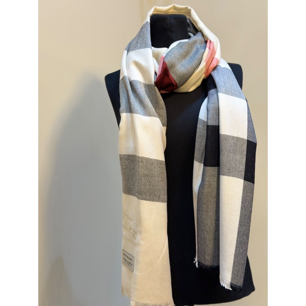 Burberry Cashmere Scarf Made in Scotland Oversized Check Grey Red Cream Logo
